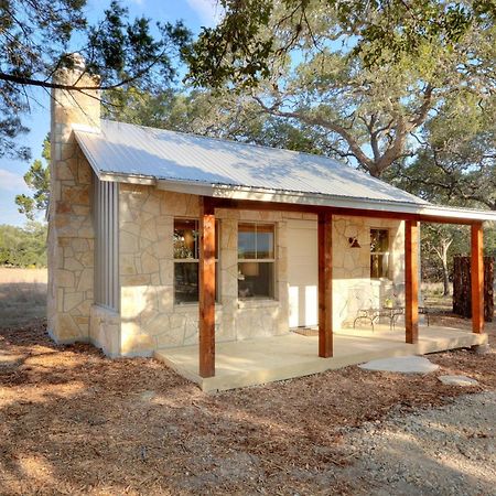 Cabins At Flite Acres - Texas Sage Wimberley Exterior foto